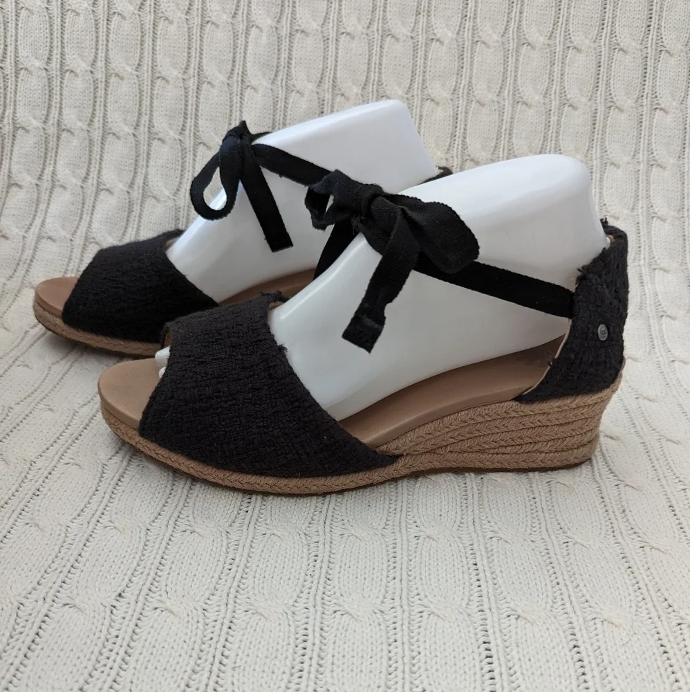 Ugg Delmar Espridrille Wedge‎ Sandals 9 Black 1003496 Wedges Tie Sandal